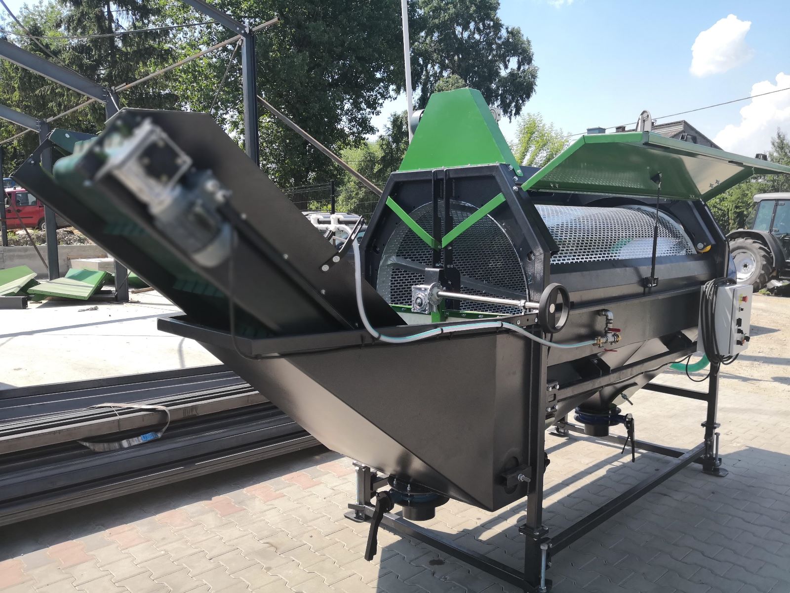 8ebccc5ec312a5a6e8e71db1db13e15d1be04b93