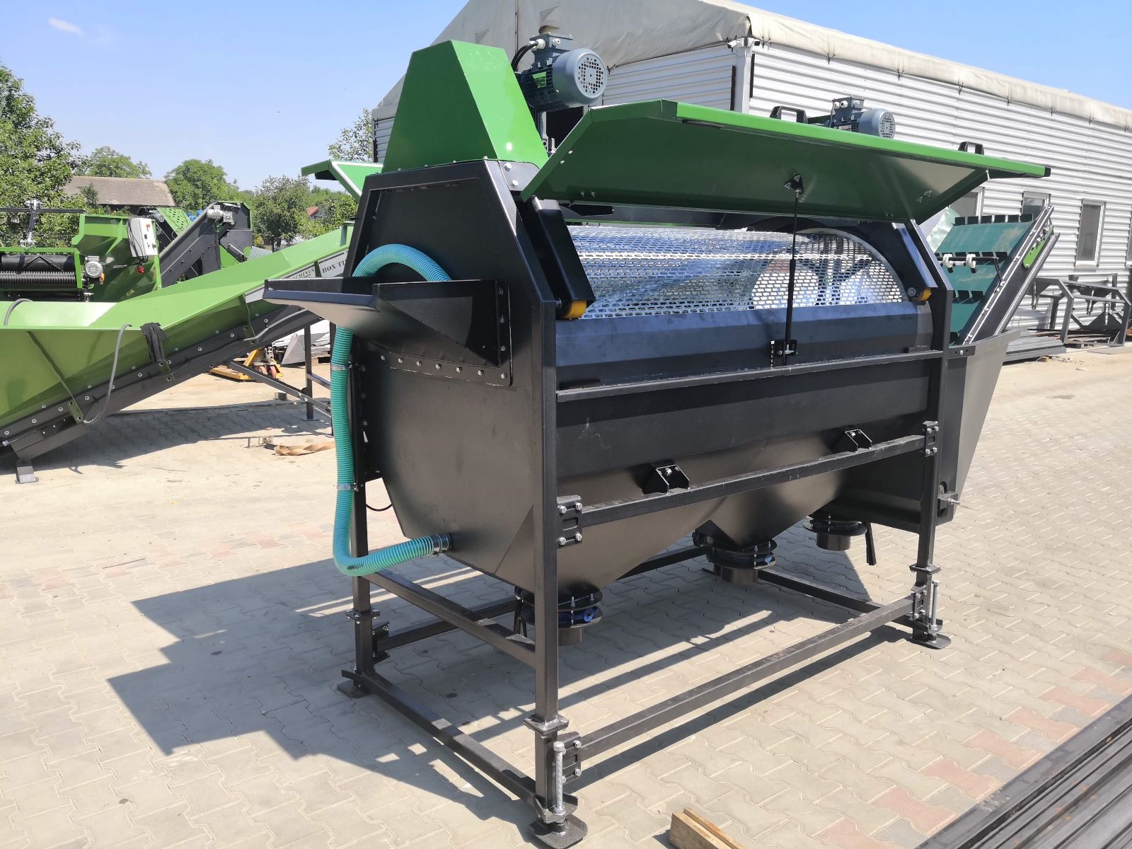 9e92fdb14091c7679af1604b7c9155cd35a16968